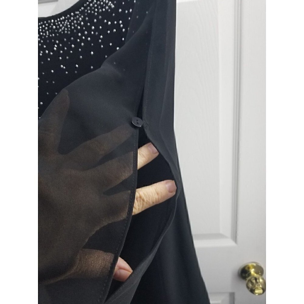 Teaberry Black Shift Dress With Peekaboo Sleeves And Metal Beading Size 14 - Picture 6 of 9
